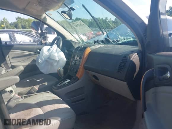 2006 Saturn VUE with VIN 5GZCZ63476S897043, listed as a IAAI auction lot 42942460 with Not provided miles and . Bid and sale history available at DreamBid. Image 5.