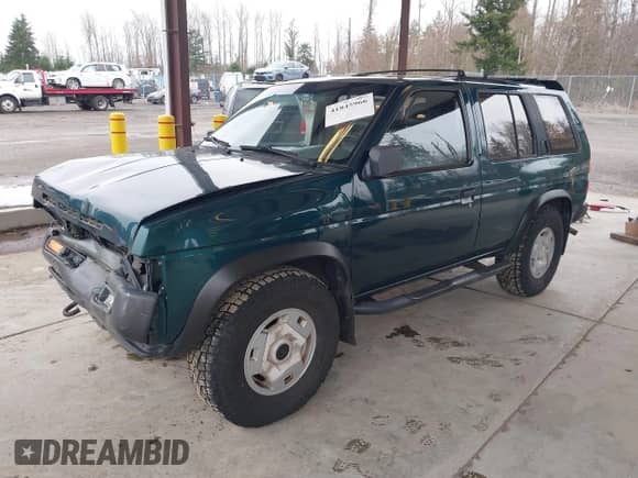 1995 Nissan Pathfinder LE with VIN JN8HD17Y0SW076301, listed as a IAAI auction lot 41845966 with 255,511 mi miles and . Bid and sale history available at DreamBid. Image 2.