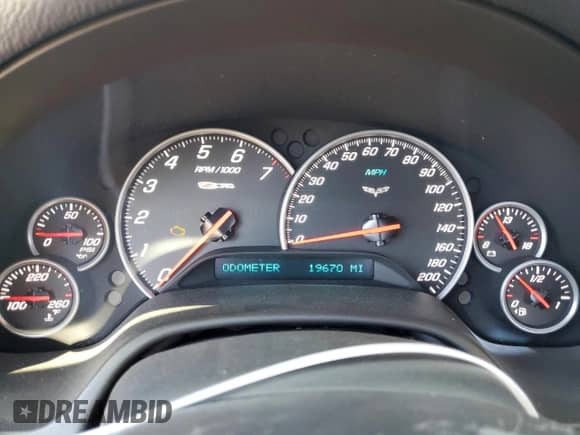 2007 Chevrolet Corvette Z06 с VIN 1G1YY26E575127469, выставлен на аукционе Copart как лот 62648745 с пробегом 19 670 миль миль и Списание • Salvage title. История ставок и продаж доступна на DreamBid. Изображение 9.