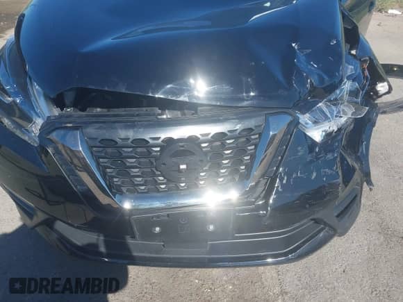 2020 Nissan Kicks SR z VIN 3N1CP5DVXLL561537, wystawiony jako IAAI lot #43079223 z przebiegiem 36 118 mil mil oraz . Historia ofert i sprzedaży dostępna na DreamBid. Obrazek 6.