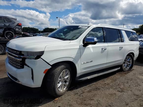 2023 Chevrolet Suburban Premier with VIN 1GNSCFKD2PR392978, listed as a Copart auction lot 84419315 with 61,778 mi miles and Clean title. Bid and sale history available at DreamBid. Image 1.