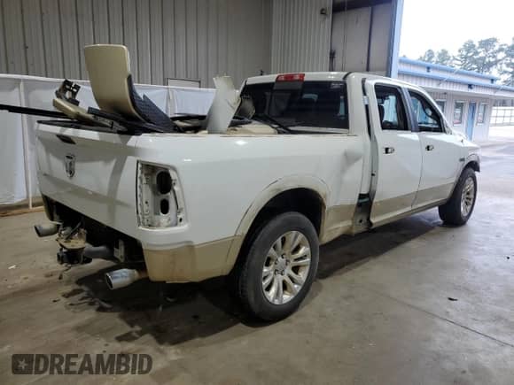 2014 Ram 1500 Longhorn Limited z VIN 1C6RR7WM7ES269535, wystawiony jako Copart lot #44575215 z przebiegiem 223 170 mil mil oraz Szkoda całkowita • Salvage title. Historia ofert i sprzedaży dostępna na DreamBid. Obrazek 3.