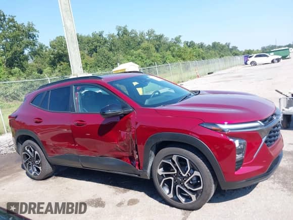 2025 Chevrolet Trax 2RS с VIN KL77LJEP5SC045547, выставлен на аукционе IAAI как лот 43046280 с пробегом 12 349 миль миль и . История ставок и продаж доступна на DreamBid. Изображение 13.
