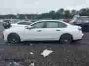 2025 BMW 7 Series 740i xDrive z VIN WBA33EH0XSCV88056, wystawiony jako IAAI lot #43285694 z przebiegiem 457 mil mil oraz . Historia ofert i sprzedaży dostępna na DreamBid. Obrazek 14.