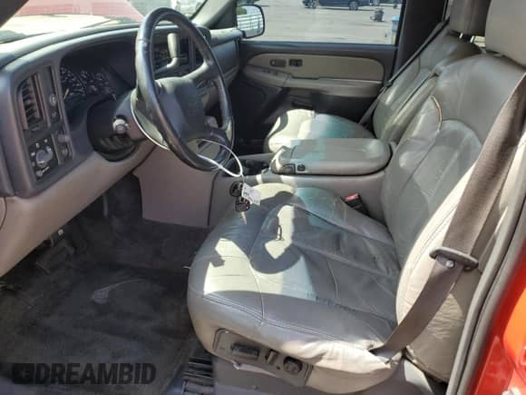 2002 Chevrolet Suburban LS с VIN 3GNEC16Z62G333723, выставлен на аукционе Copart как лот 59949255 с пробегом 151 548 миль миль и Списание • Salvage title. История ставок и продаж доступна на DreamBid. Изображение 7.