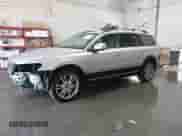 2016 Volvo XC70 z VIN YV4612NM3G1254740, wystawiony jako IAAI lot #42510788 z przebiegiem 156 843 mil mil oraz . Historia ofert i sprzedaży dostępna na DreamBid. Obrazek 17.