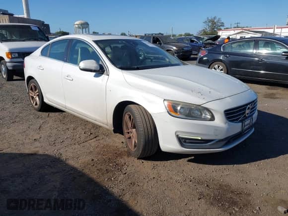 2014 Volvo S60 T5 с VIN YV1612FH7E2283681, выставлен на аукционе IAAI как лот 43356313 с пробегом 163 833 миль миль и . История ставок и продаж доступна на DreamBid. Изображение 1.