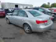 2006 Hyundai Sonata GLS с VIN 5NPEU46FX6H038702, выставлен на аукционе IAAI как лот 43258437 с пробегом 293 552 миль миль и . История ставок и продаж доступна на DreamBid. Изображение 3.