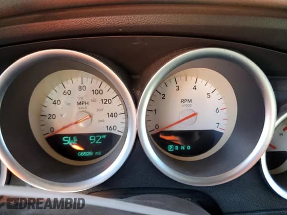 2006 Dodge Charger R/T с VIN 2B3LA53H26H347375, выставлен на аукционе Copart как лот 75360634 с пробегом 66 528 миль миль и Чистый • Clean title. История ставок и продаж доступна на DreamBid. Изображение 9.