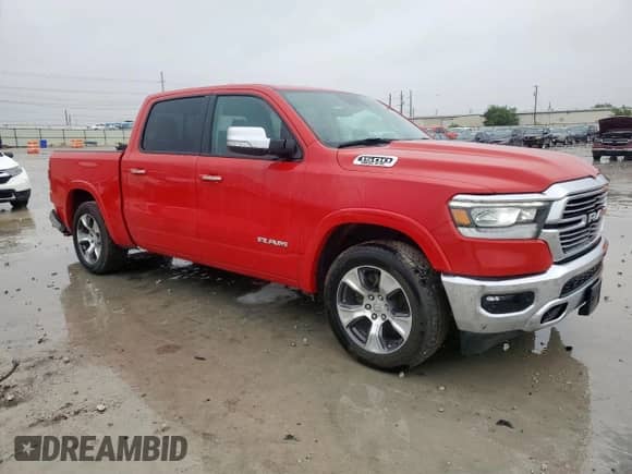 2022 Ram 1500 Laramie z VIN 1C6RREJT1NN271072, wystawiony jako Copart lot #64473675 z przebiegiem 109 502 mil mil oraz Szkoda całkowita • Salvage title. Historia ofert i sprzedaży dostępna na DreamBid. Obrazek 4.
