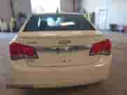 2014 Chevrolet Cruze 1LT z VIN 1G1PC5SB9E7218303, wystawiony jako IAAI lot #43034783 z przebiegiem 81 305 mil mil oraz . Historia ofert i sprzedaży dostępna na DreamBid. Obrazek 16.