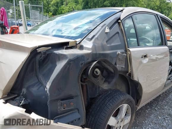 2007 Saturn ION ION 3 z VIN 1G8AL55F67Z132105, wystawiony jako IAAI lot #42741727 z przebiegiem 239 637 mil mil oraz . Historia ofert i sprzedaży dostępna na DreamBid. Obrazek 16.