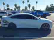 2019 Honda Accord Sport z VIN 1HGCV1F33KA147711, wystawiony jako IAAI lot #43205390 z przebiegiem 106 145 mil mil oraz . Historia ofert i sprzedaży dostępna na DreamBid. Obrazek 14.