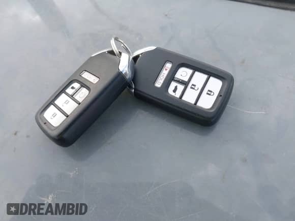 2021 Honda Pilot Black Edition z VIN 5FNYF6H70MB012629, wystawiony jako IAAI lot #43289082 z przebiegiem 103 135 mil mil oraz . Historia ofert i sprzedaży dostępna na DreamBid. Obrazek 11.