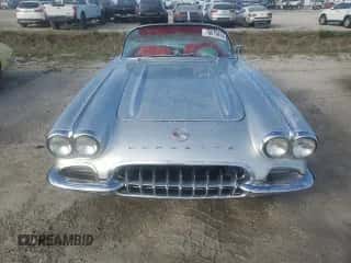 1962 Chevrolet Corvette с VIN 20867S101140, выставлен на аукционе Copart как лот 76679674 с пробегом Не указан миль и Списание • Salvage title. История ставок и продаж доступна на DreamBid. Изображение 5.