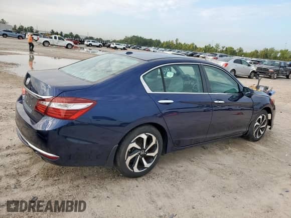 2016 Honda Accord EX-L with VIN 1HGCR2F83GA028392, listed as a Copart auction lot 90471965 with 44,298 mi miles and Salvage title. Bid and sale history available at DreamBid. Image 3.