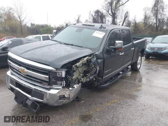 2019 Chevrolet Silverado 2500HD LTZ with VIN 1GC1KTEG1KF260607, listed as a IAAI auction lot 41965273 with 153,218 mi miles and . Bid and sale history available at DreamBid. Image 19.