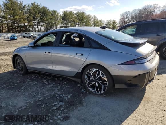 2024 Hyundai Ioniq 6 SEL with VIN KMHM34AC0RA079312, listed as a Copart auction lot 50152325 with 2,326 mi miles and Salvage title. Bid and sale history available at DreamBid. Image 2.