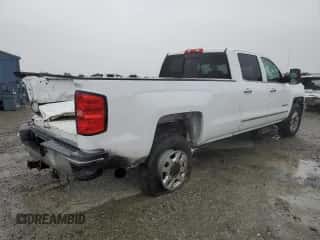 2015 Chevrolet Silverado 3500HD LTZ с VIN 1GC4K0E87FF594828, выставлен на аукционе Copart как лот 80964134 с пробегом 439 850 миль миль и Списание • Salvage title. История ставок и продаж доступна на DreamBid. Изображение 3.