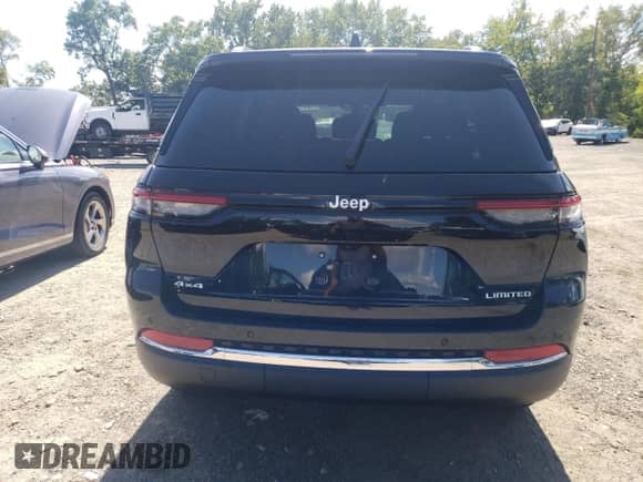 2025 Jeep Grand Cherokee Limited with VIN 1C4RJHBGXSC330114, listed as a Copart auction lot 71661225 with 15 mi miles and Salvage title. Bid and sale history available at DreamBid. Image 6.