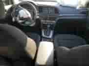 2020 Hyundai Elantra Value Edition z VIN KMHD84LF8LU105217, wystawiony jako Copart lot #82628985 z przebiegiem 11 653 mil mil oraz Szkoda całkowita • Salvage title. Historia ofert i sprzedaży dostępna na DreamBid. Obrazek 8.