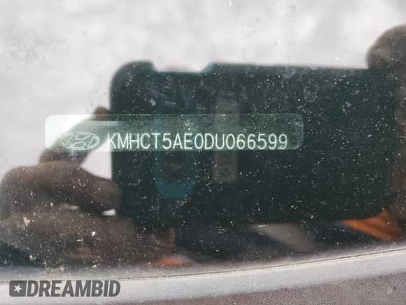 2013 Hyundai Accent GS z VIN KMHCT5AE0DU066599, wystawiony jako Copart lot #82754895 z przebiegiem 131 708 mil mil oraz Czysty tytuł • Clean title. Historia ofert i sprzedaży dostępna na DreamBid. Obrazek 13.