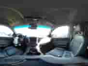 2015 Chevrolet Tahoe LT z VIN 1GNSKBKC9FR126438, wystawiony jako IAAI lot #43276273 z przebiegiem 92 503 mil mil oraz . Historia ofert i sprzedaży dostępna na DreamBid. Obrazek 20.