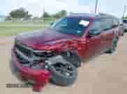 2023 Jeep Grand Cherokee Laredo z VIN 1C4RJJAG0P8797819, wystawiony jako IAAI lot #43174168 z przebiegiem 26 971 mil mil oraz . Historia ofert i sprzedaży dostępna na DreamBid. Obrazek 2.