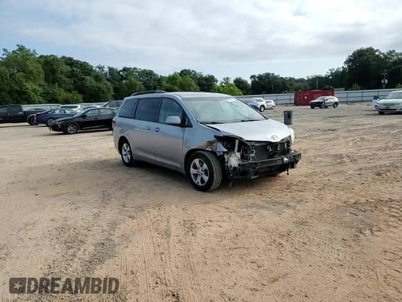 2015 Toyota Sienna LE AAS with VIN 5TDKK3DC4FS549795, listed as a Copart auction lot 71991125 with 133,771 mi miles and Salvage title. Bid and sale history available at DreamBid. Image 15.
