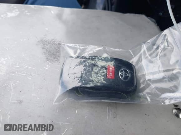 2025 Toyota Camry SE с VIN 4T1DAACK5SU096944, выставлен на аукционе IAAI как лот 43067070 с пробегом 12 018 миль миль и . История ставок и продаж доступна на DreamBid. Изображение 11.