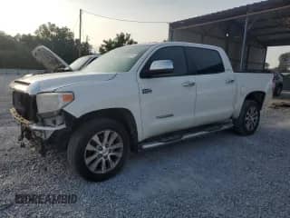 2015 Toyota Tundra Limited z VIN 5TFFY5F12FX183465, wystawiony jako Copart lot #66974674 z przebiegiem 172 729 mil mil oraz Szkoda całkowita • Salvage title. Historia ofert i sprzedaży dostępna na DreamBid. Obrazek 1.