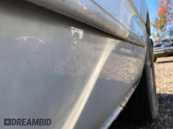2006 Chevrolet Silverado 1500 Work Truck с VIN 1GCEC19V46Z222918, выставлен на аукционе IAAI как лот 43538270 с пробегом 208 200 миль миль и . История ставок и продаж доступна на DreamBid. Изображение 7.