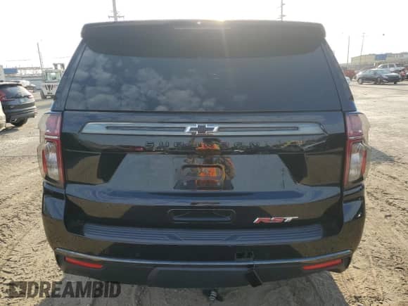 2022 Chevrolet Suburban RST с VIN 1GNSCEKD8NR205606, выставлен на аукционе Copart как лот 70605094 с пробегом 4 миль миль и Списание • Salvage title. История ставок и продаж доступна на DreamBid. Изображение 6.
