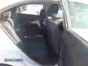 2013 Chevrolet Sonic LT z VIN 1G1JC5SG1D4163184, wystawiony jako IAAI lot #43299118 z przebiegiem 131 205 mil mil oraz . Historia ofert i sprzedaży dostępna na DreamBid. Obrazek 8.