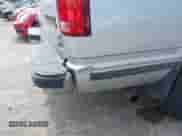 1992 Chevrolet Suburban with VIN 1GNFK16K9NJ342980, listed as a IAAI auction lot 42991398 with 187,245 mi miles and . Bid and sale history available at DreamBid. Image 6.