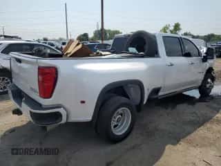 2023 Chevrolet Silverado 3500HD High Country с VIN 1GC4YVEY5PF109695, выставлен на аукционе Copart как лот 69135914 с пробегом 43 132 миль миль и Списание • Salvage title. История ставок и продаж доступна на DreamBid. Изображение 3.