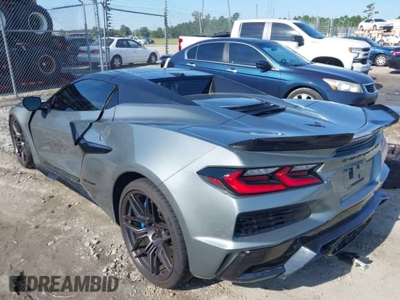 2023 Chevrolet Corvette 3LZ с VIN 1G1YF3D31P5604606, выставлен на аукционе IAAI как лот 43058374 с пробегом 11 348 миль миль и . История ставок и продаж доступна на DreamBid. Изображение 3.