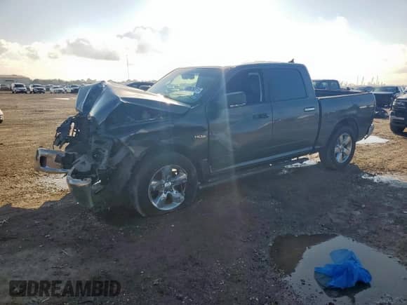 2014 Ram 1500 Big Horn z VIN 1C6RR6LT1ES345207, wystawiony jako Copart lot #83828315 z przebiegiem 171 388 mil mil oraz Szkoda całkowita • Salvage title. Historia ofert i sprzedaży dostępna na DreamBid. Obrazek 1.
