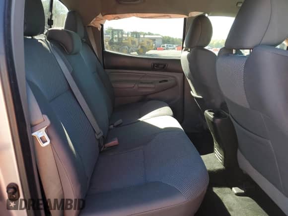 2015 Toyota Tacoma PreRunner with VIN 5TFJU4GN6FX069423, listed as a Copart auction lot 85013205 with 168,690 mi miles and Salvage title. Bid and sale history available at DreamBid. Image 10.