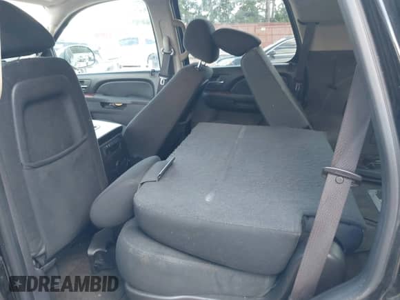 2014 Chevrolet Tahoe LS with VIN 1GNSCAE00ER122849, listed as a IAAI auction lot 42939558 with 186,637 mi miles and . Bid and sale history available at DreamBid. Image 8.