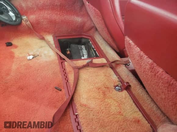 1981 Chevrolet Corvette с VIN 1G1AY8767BS401938, выставлен на аукционе Copart как лот 87007965 с пробегом 95 005 миль миль и Чистый • Clean title. История ставок и продаж доступна на DreamBid. Изображение 10.