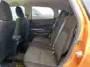 2021 Mitsubishi Outlander ES z VIN JA4ARUAU8MU024140, wystawiony jako Copart lot #83839095 z przebiegiem 87 599 mil mil oraz Szkoda całkowita • Salvage title. Historia ofert i sprzedaży dostępna na DreamBid. Obrazek 11.