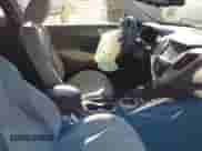 2012 Hyundai Veloster w/Black Int с VIN KMHTC6AD8CU046547, выставлен на аукционе IAAI как лот 42388735 с пробегом 12 884 миль миль и . История ставок и продаж доступна на DreamBid. Изображение 5.