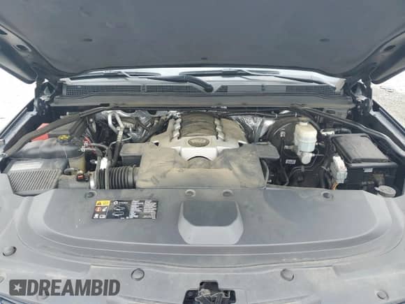 2015 Cadillac Escalade Premium z VIN 1GYS4NKJ0FR523856, wystawiony jako Copart lot #64656715 z przebiegiem 142 235 mil mil oraz Szkoda całkowita • Salvage title. Historia ofert i sprzedaży dostępna na DreamBid. Obrazek 12.