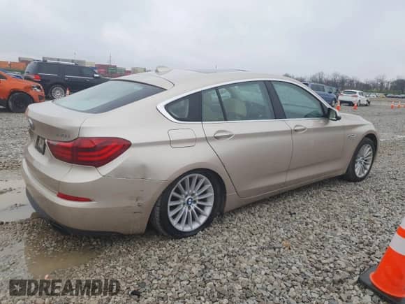 2014 BMW 5 Series с VIN WBA5M6C57ED085923, выставлен на аукционе Copart как лот 51939275 с пробегом 181 724 миль миль и Чистый • Clean title. История ставок и продаж доступна на DreamBid. Изображение 3.