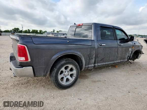 2016 Ram 1500 Laramie z VIN 1C6RR7VMXGS344135, wystawiony jako Copart lot #63148095 z przebiegiem 134 540 mil mil oraz Szkoda całkowita • Salvage title. Historia ofert i sprzedaży dostępna na DreamBid. Obrazek 3.