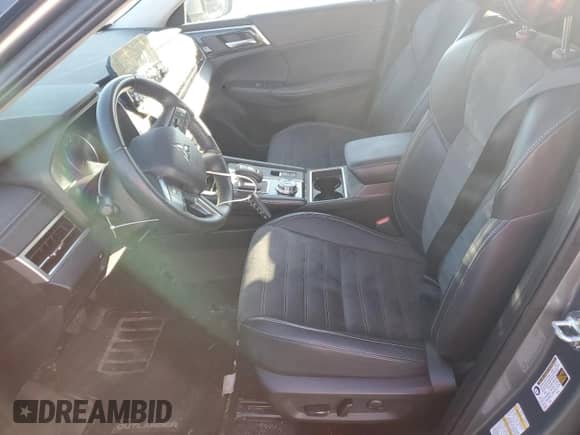 2024 Mitsubishi Outlander SE с VIN JA4J4VA88RZ017156, выставлен на аукционе Copart как лот 85308215 с пробегом 47 007 миль миль и Списание • Salvage title. История ставок и продаж доступна на DreamBid. Изображение 7.