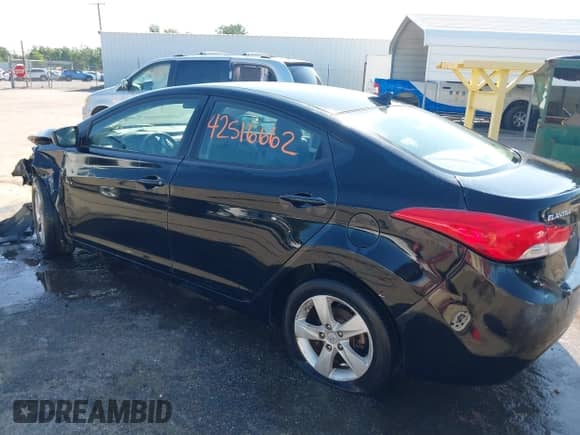 2011 Hyundai Elantra GLS z VIN 5NPDH4AE1BH053579, wystawiony jako IAAI lot #42516662 z przebiegiem Nie podano mil oraz . Historia ofert i sprzedaży dostępna na DreamBid. Obrazek 3.