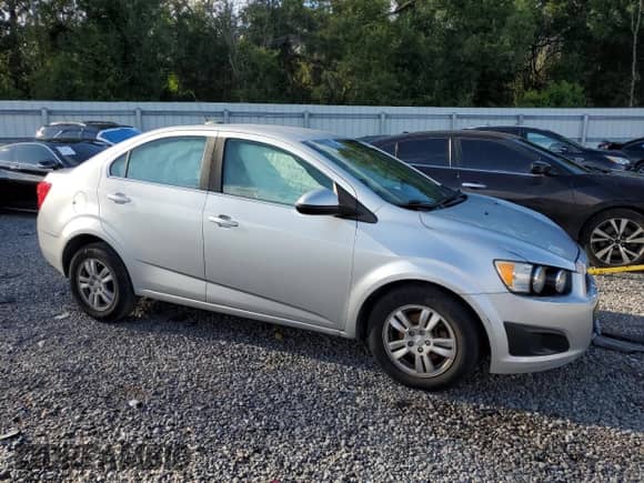 2015 Chevrolet Sonic LT с VIN 1G1JC5SH6F4217736, выставлен на аукционе Copart как лот 85740505 с пробегом 159 960 миль миль и Списание • Salvage title. История ставок и продаж доступна на DreamBid. Изображение 4.
