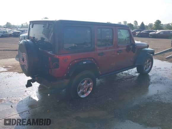 2021 Jeep Wrangler Unlimited 80th Anniversary with VIN 1C4HJXDG6MW627529, listed as a IAAI auction lot 43076902 with 45,168 mi miles and . Bid and sale history available at DreamBid. Image 4.